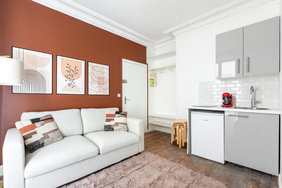 Apartment Near Montparnasse Terracota-vii Station