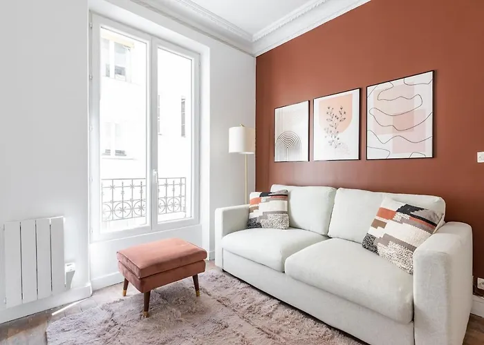 Apartment Near Montparnasse Terracota-Vii Station